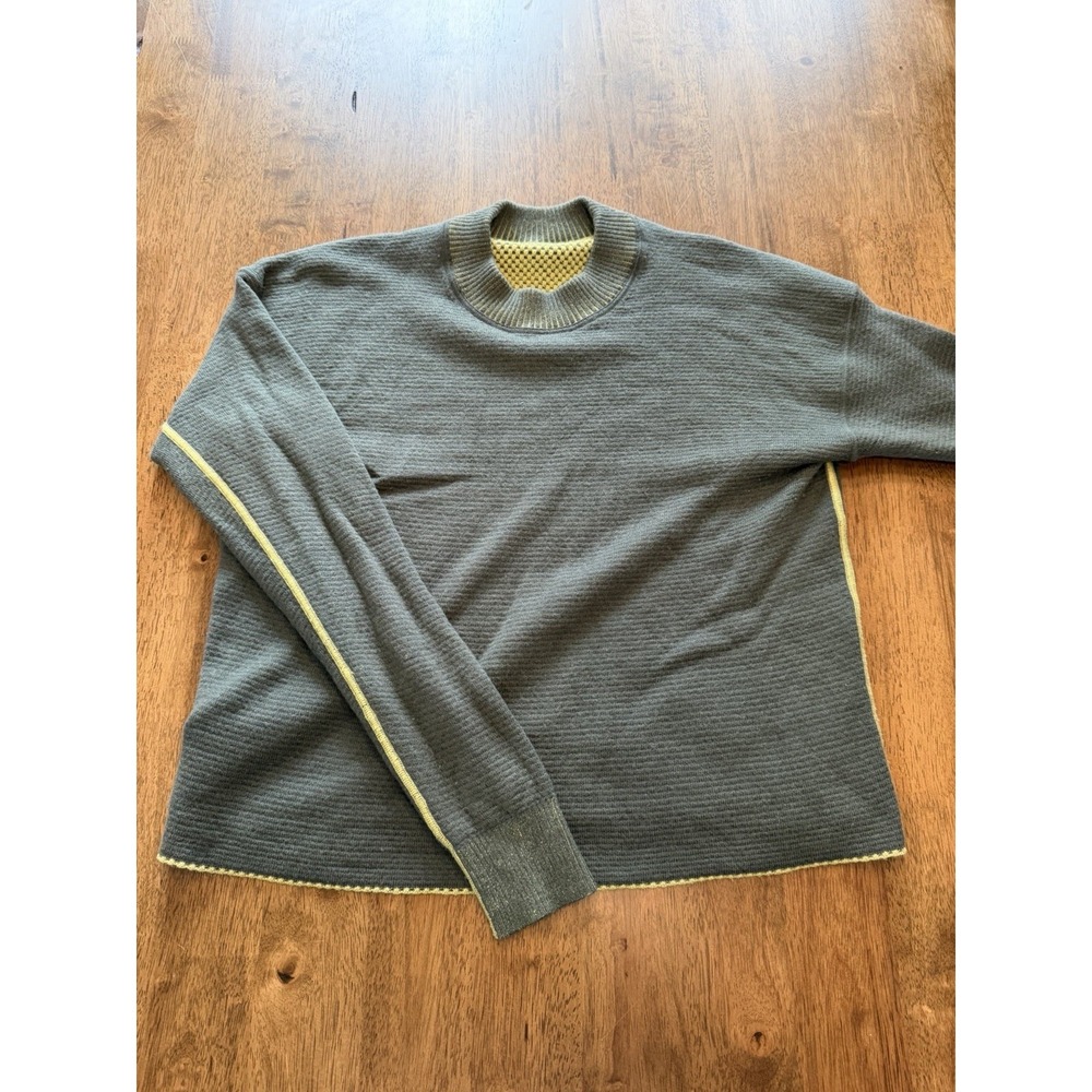 Lululemon Women's Olive Green Wool Knit Crewneck Sweater Long Sleeve Size 4